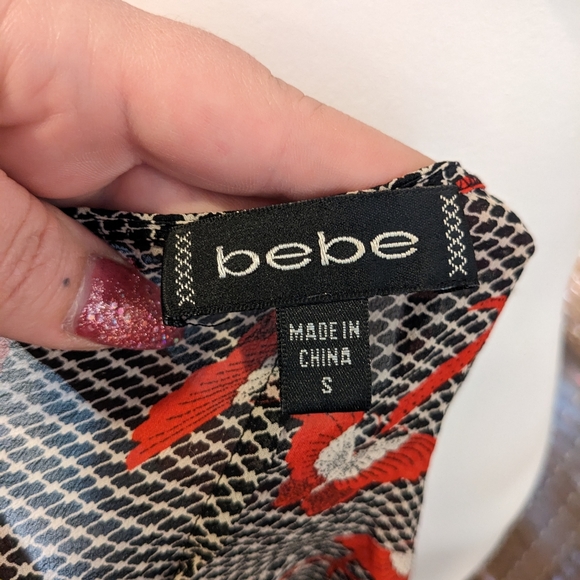 Bebe Silk Wrap Blouse Size Small - Picture 7 of 7